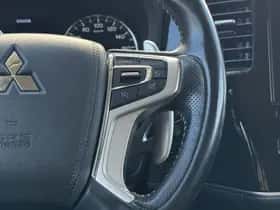 Mitsubishi Outlander (2021) thumbnail 40
