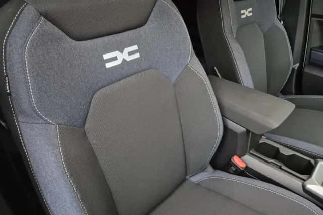 Dacia Duster (2025) thumbnail 28