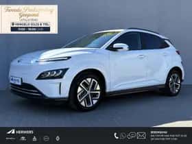 Hyundai Kona (2023) thumbnail 1