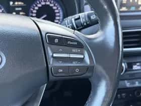 Hyundai Kona (2017) thumbnail 16