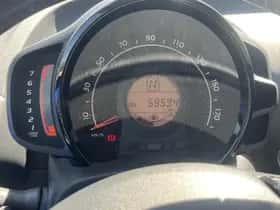 Toyota Aygo (2018) thumbnail 23
