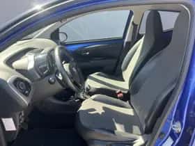 Toyota Aygo (2018) thumbnail 31