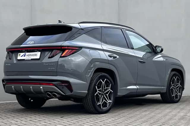 Hyundai Tucson (2022) thumbnail 3