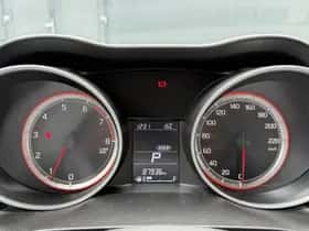 Suzuki Swift (2018) thumbnail 23
