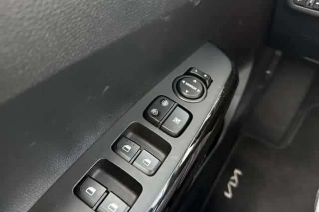 Kia Picanto (2025) thumbnail 15