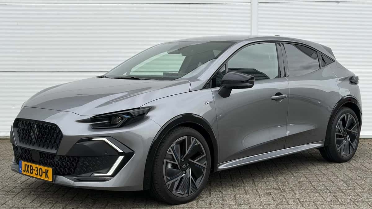 Renault Clio (2026) — foto 1