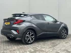 Toyota C-HR (2021) thumbnail 6