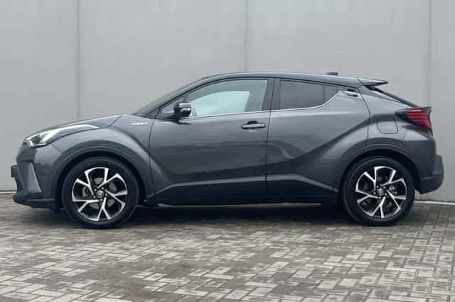 Toyota C-HR (2021) thumbnail 9