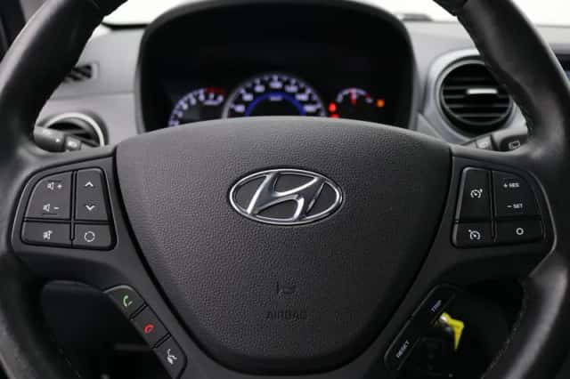 Hyundai i10 (2018) thumbnail 17