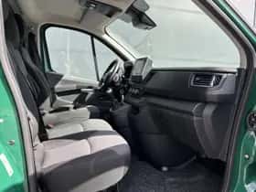 Renault Trafic (2022) thumbnail 4