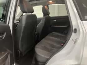 Suzuki Vitara (2019) thumbnail 12