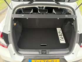 Renault Captur (2020) thumbnail 28