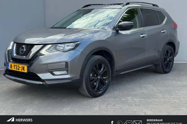 Nissan X-Trail (2021) thumbnail 1