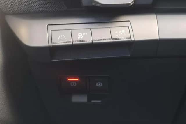 Renault Mégane E-Tech (2023) thumbnail 34