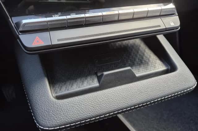 Renault Mégane E-Tech (2023) thumbnail 35