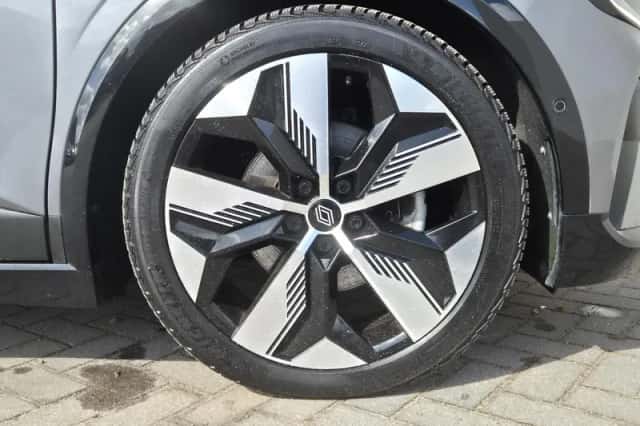 Renault Mégane E-Tech (2023) thumbnail 38
