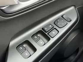 Hyundai Kona (2023) thumbnail 16