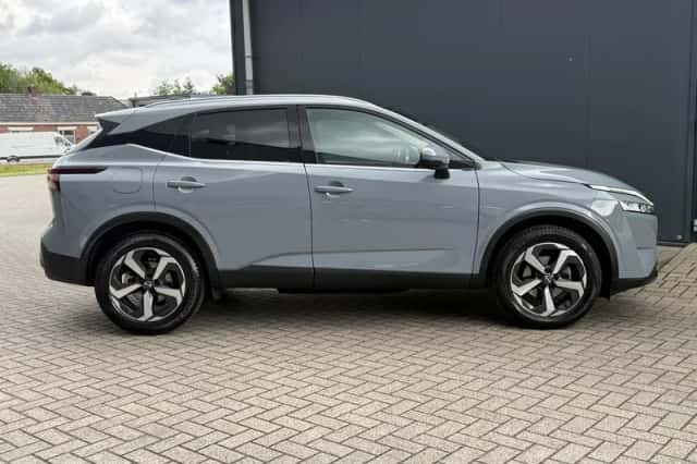 Nissan Qashqai (2023) thumbnail 17