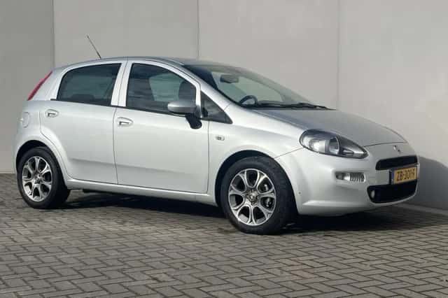 Fiat Punto (2019) thumbnail 19