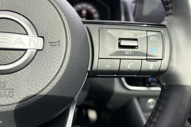 Nissan Qashqai (2023) thumbnail 10