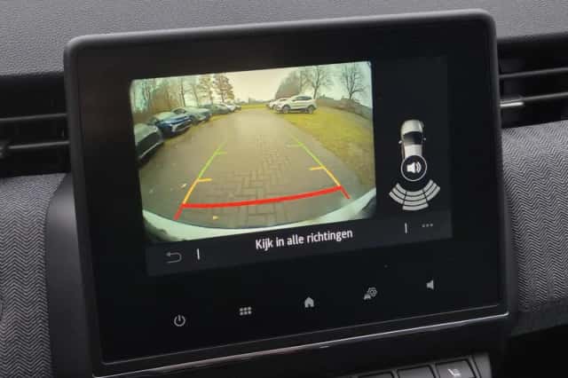 Renault Clio (2025) thumbnail 4