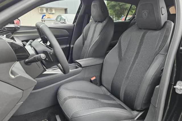 Peugeot 308 (2025) thumbnail 6