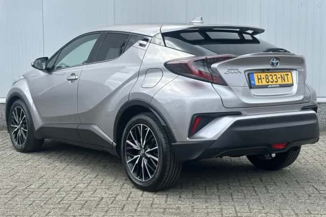 Toyota C-HR (2020) thumbnail 16