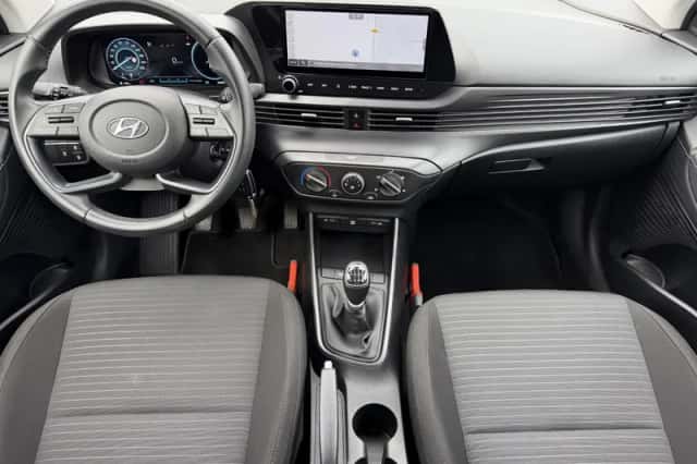 Hyundai i20 (2022) thumbnail 2