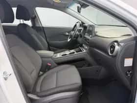 Hyundai Kona (2022) thumbnail 33