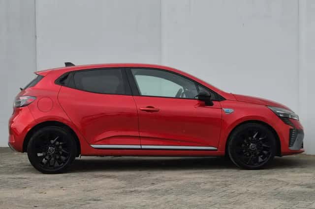 Renault Clio (2024) thumbnail 24