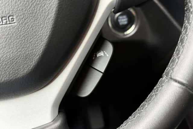 Suzuki S-Cross (2023) thumbnail 31