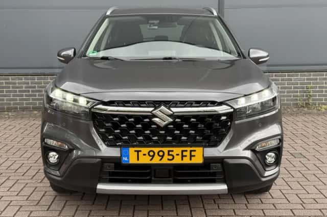 Suzuki S-Cross (2023) thumbnail 35