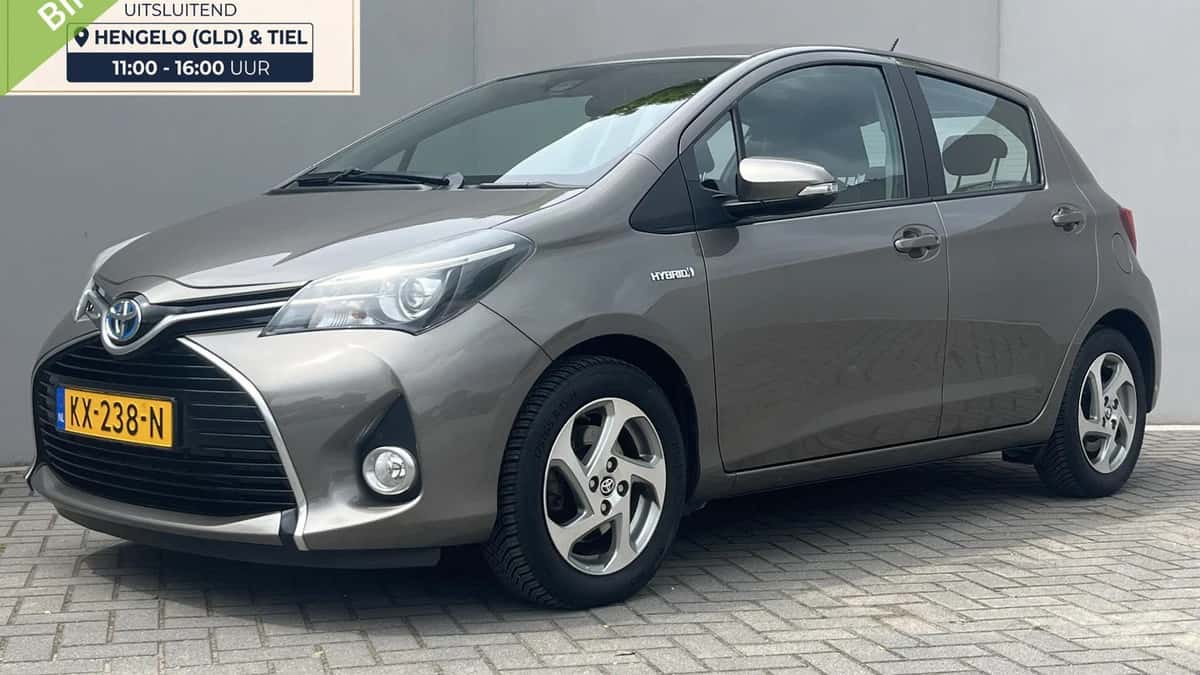 Toyota Yaris (2016) — foto 1