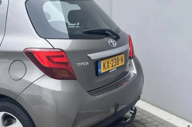 Toyota Yaris (2016) thumbnail 26