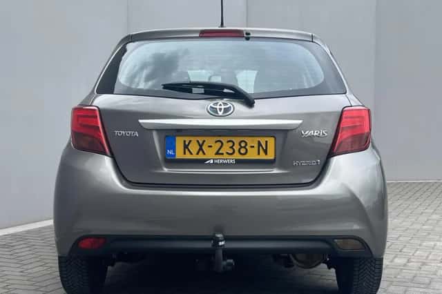 Toyota Yaris (2016) thumbnail 28