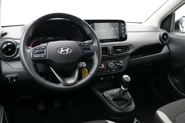 Hyundai i10 (2024) thumbnail 9