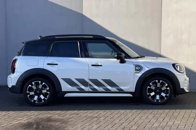 MINI Countryman (2023) thumbnail 32