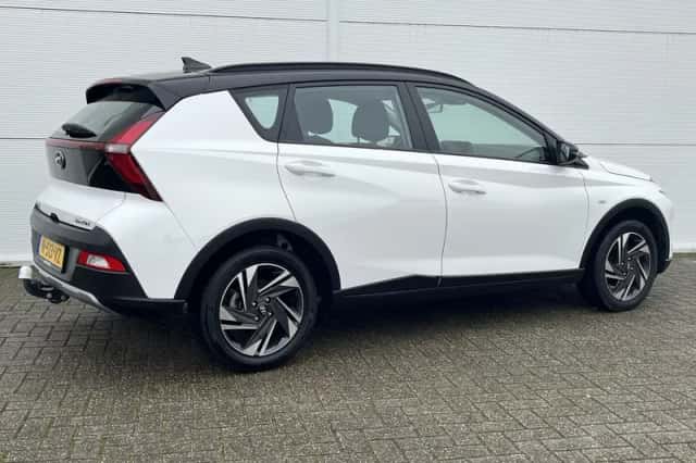 Hyundai Bayon (2022) thumbnail 3