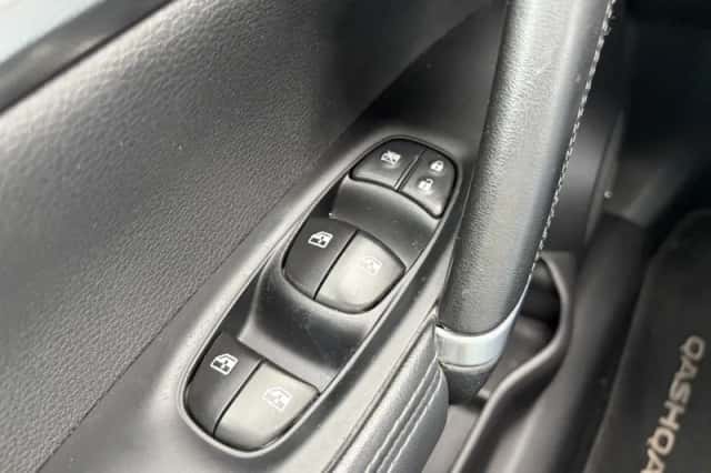 Nissan Qashqai (2019) thumbnail 14