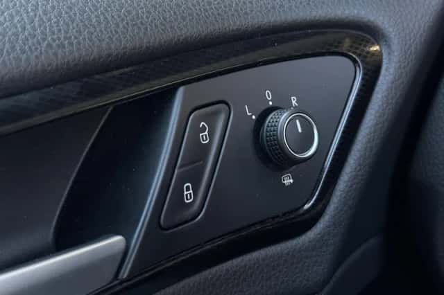 Volkswagen Golf (2014) thumbnail 41