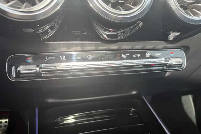 Mercedes-Benz GLA-Klasse (2020) thumbnail 14