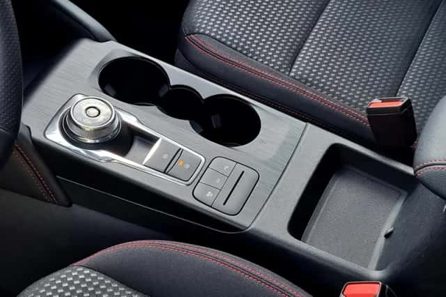 Ford Kuga (2024) thumbnail 38