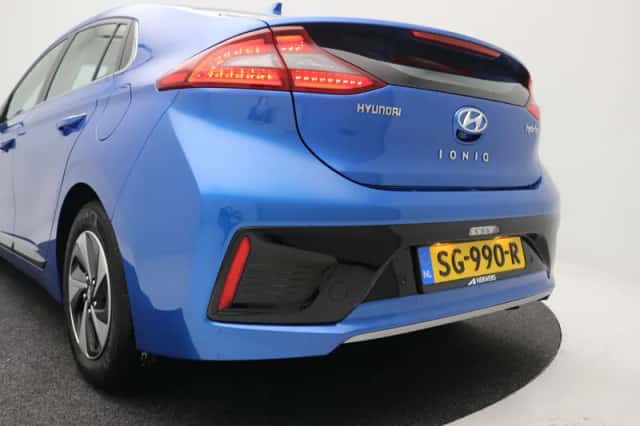 Hyundai Ioniq (2018) thumbnail 22