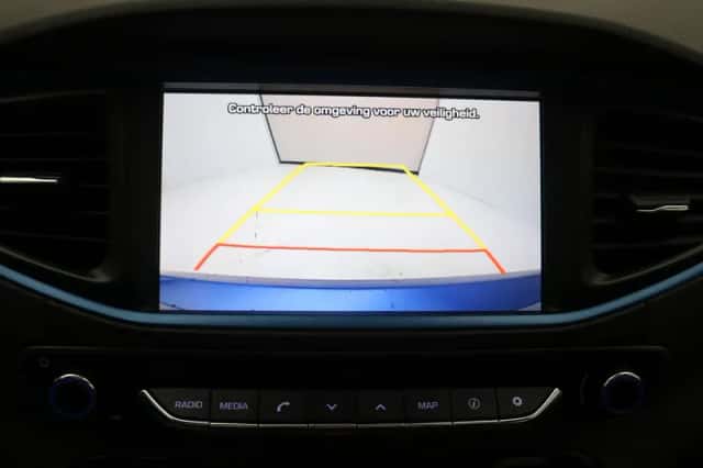 Hyundai Ioniq (2018) thumbnail 44