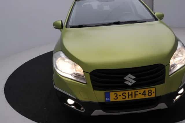 Suzuki SX4 S-Cross (2013) thumbnail 24