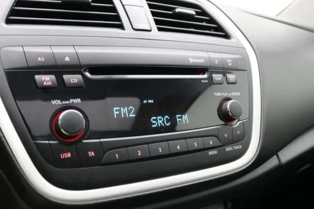 Suzuki SX4 S-Cross (2013) thumbnail 38