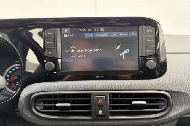 Hyundai i10 (2023) thumbnail 23