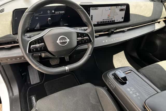 Nissan Ariya (2022) thumbnail 21