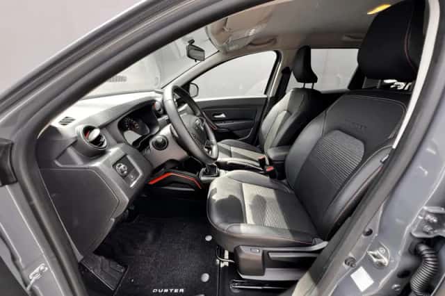 Dacia Duster (2022) thumbnail 6