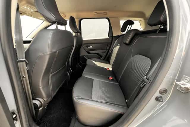 Dacia Duster (2022) thumbnail 7